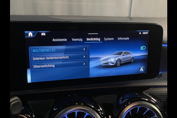 Mercedes-Benz A-Klasse 250 e AMG Line 18"/SOH 93%/Panoramadak/Head-up/Memory l+r/Stoel + stuurverwarming/Matrix LED/360 camera/Keyless/Dodehoek/Apple Carplay & Android Auto