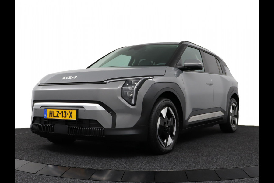 Kia EV3 Plus 81.4 kWh - Stoel/stuurwiel verwarming - Adaptieve Cruisecontrole - LED lampen - Fabrieksgarantie tot 04-2032