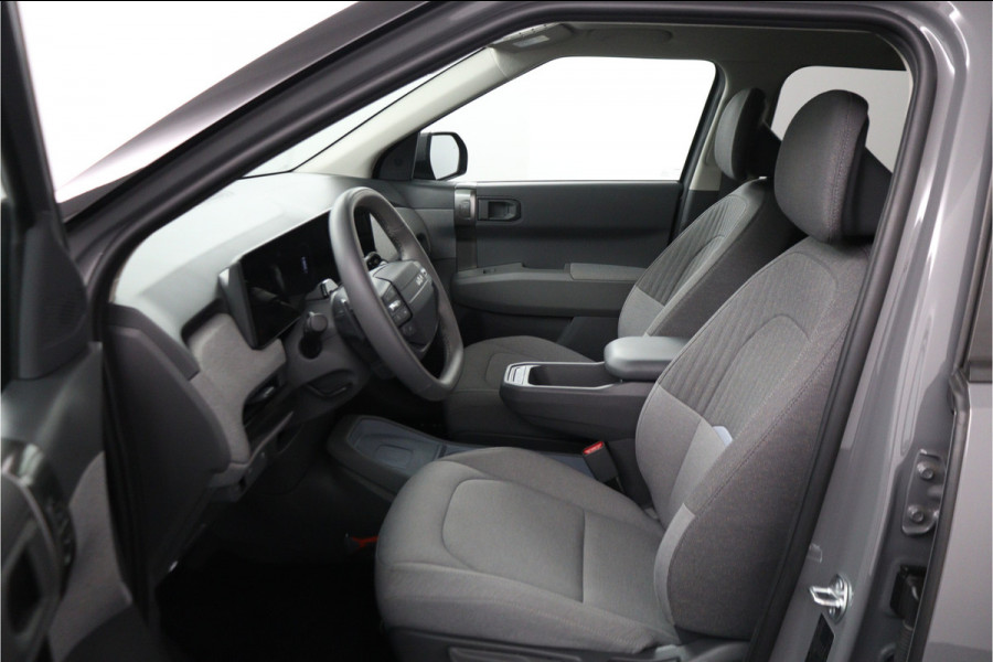 Kia EV3 Plus 81.4 kWh - Stoel/stuurwiel verwarming - Adaptieve Cruisecontrole - LED lampen - Fabrieksgarantie tot 04-2032