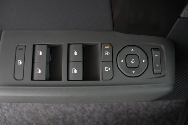Kia EV3 Plus 81.4 kWh - Stoel/stuurwiel verwarming - Adaptieve Cruisecontrole - LED lampen - Fabrieksgarantie tot 04-2032