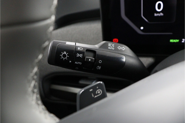 Kia EV3 Plus 81.4 kWh - Stoel/stuurwiel verwarming - Adaptieve Cruisecontrole - LED lampen - Fabrieksgarantie tot 04-2032