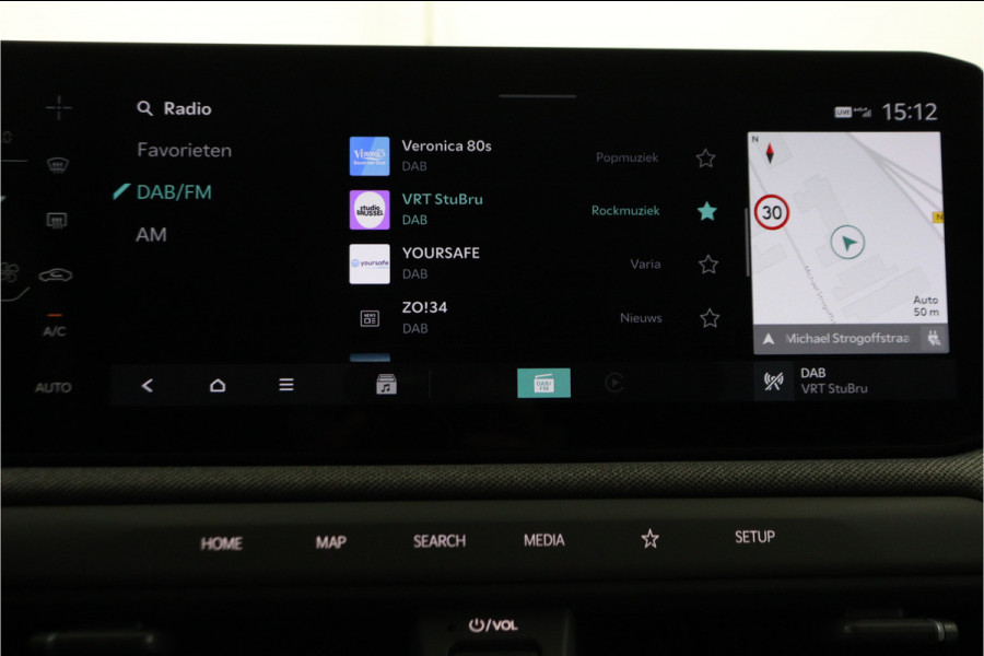 Kia EV3 Plus 81.4 kWh - Stoel/stuurwiel verwarming - Adaptieve Cruisecontrole - LED lampen - Fabrieksgarantie tot 04-2032