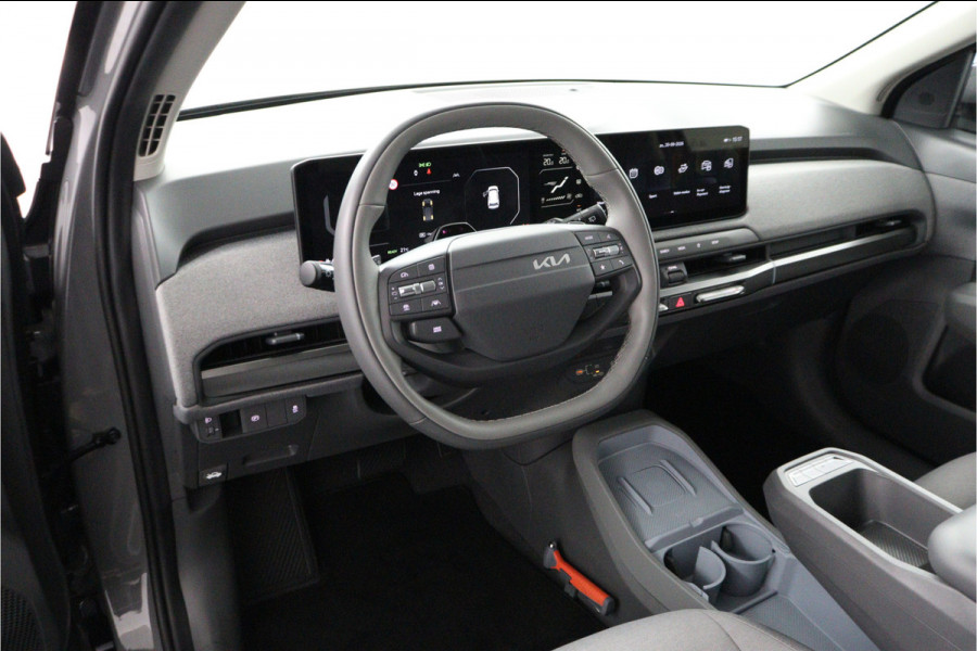 Kia EV3 Plus 81.4 kWh - Stoel/stuurwiel verwarming - Adaptieve Cruisecontrole - LED lampen - Fabrieksgarantie tot 04-2032