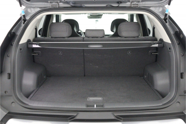 Kia EV3 Plus 81.4 kWh - Stoel/stuurwiel verwarming - Adaptieve Cruisecontrole - LED lampen - Fabrieksgarantie tot 04-2032