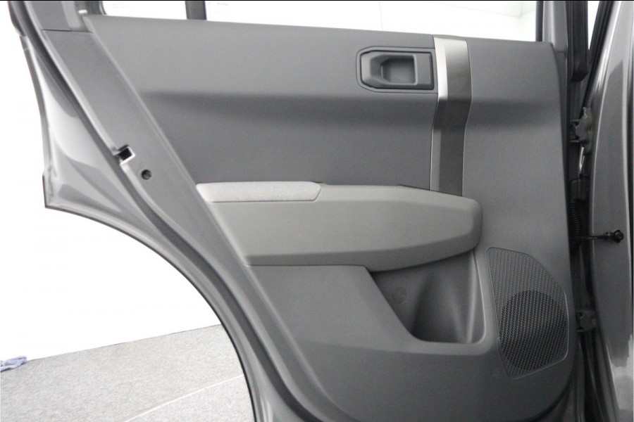 Kia EV3 Plus 81.4 kWh - Stoel/stuurwiel verwarming - Adaptieve Cruisecontrole - LED lampen - Fabrieksgarantie tot 04-2032