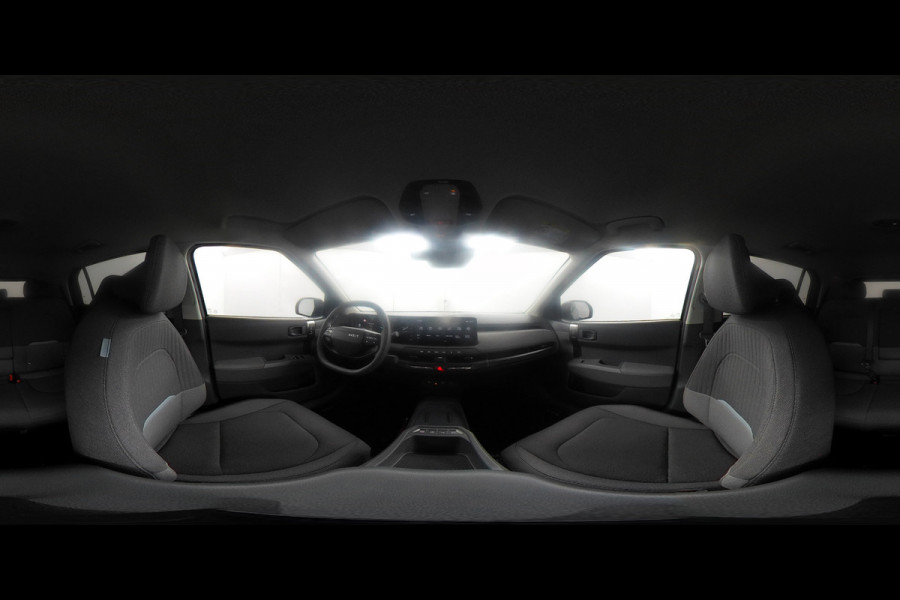Kia EV3 Plus 81.4 kWh - Stoel/stuurwiel verwarming - Adaptieve Cruisecontrole - LED lampen - Fabrieksgarantie tot 04-2032