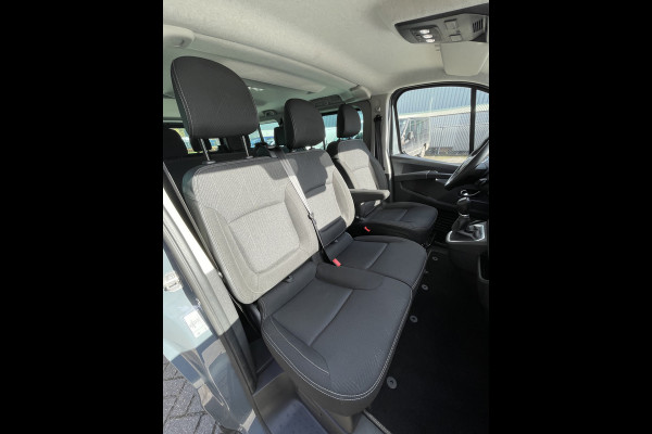 Renault Trafic 150pk L2H1 Grand Luxury (Trekhaak - Camera - LED - 9 pers - Navigatie - Apple Carplay - Keyless Entry - Airco - Parkeersensoren