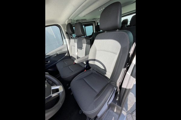 Renault Trafic 150pk L2H1 Grand Luxury (Trekhaak - Camera - LED - 9 pers - Navigatie - Apple Carplay - Keyless Entry - Airco - Parkeersensoren