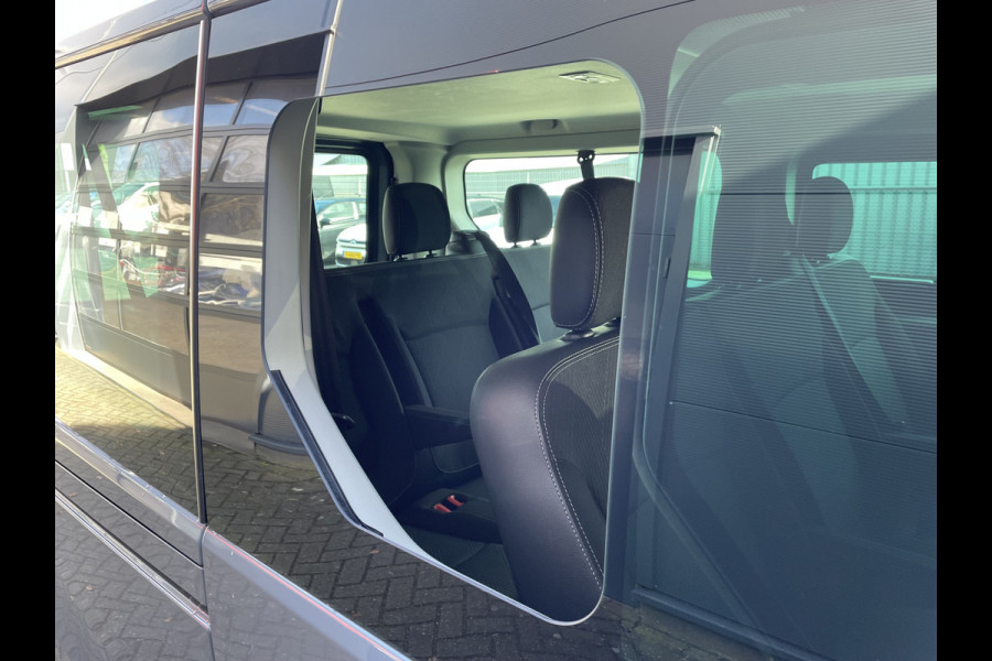 Renault Trafic 150pk L2H1 Grand Luxury (Trekhaak - Camera - LED - 9 pers - Navigatie - Apple Carplay - Keyless Entry - Airco - Parkeersensoren