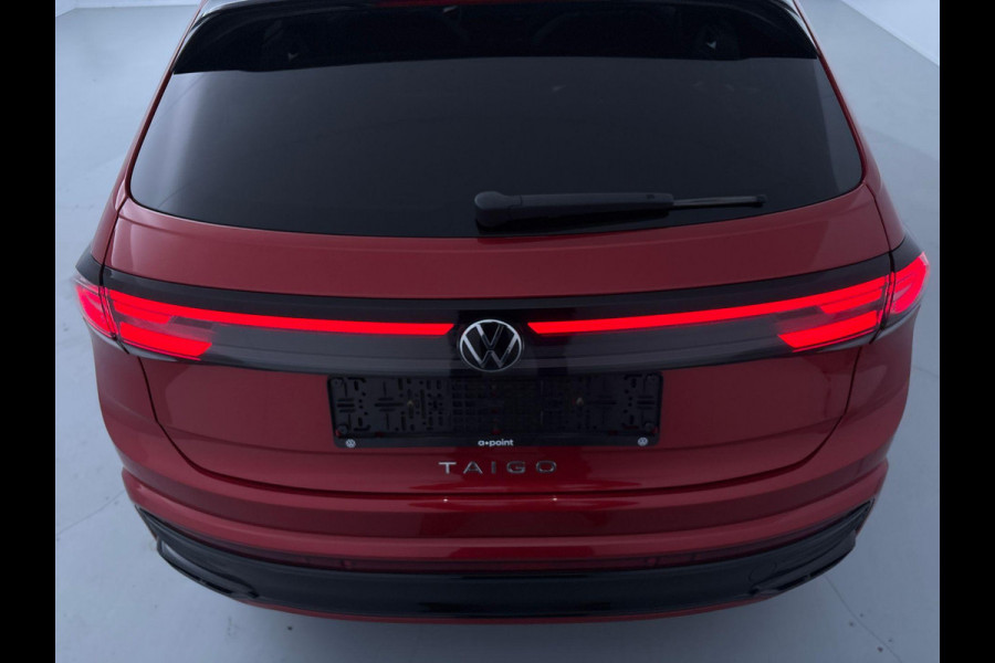 Volkswagen Taigo 1.5 TSI R-Line 150PK DSG | Navigatie via app | Panorama dak | Zwart optiek | Matrix koplampen |