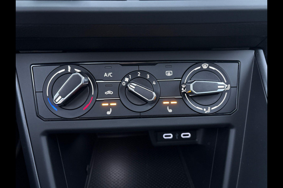Volkswagen Taigo 1.5 TSI R-Line 150PK DSG | Navigatie via app | Panorama dak | Zwart optiek | Matrix koplampen |