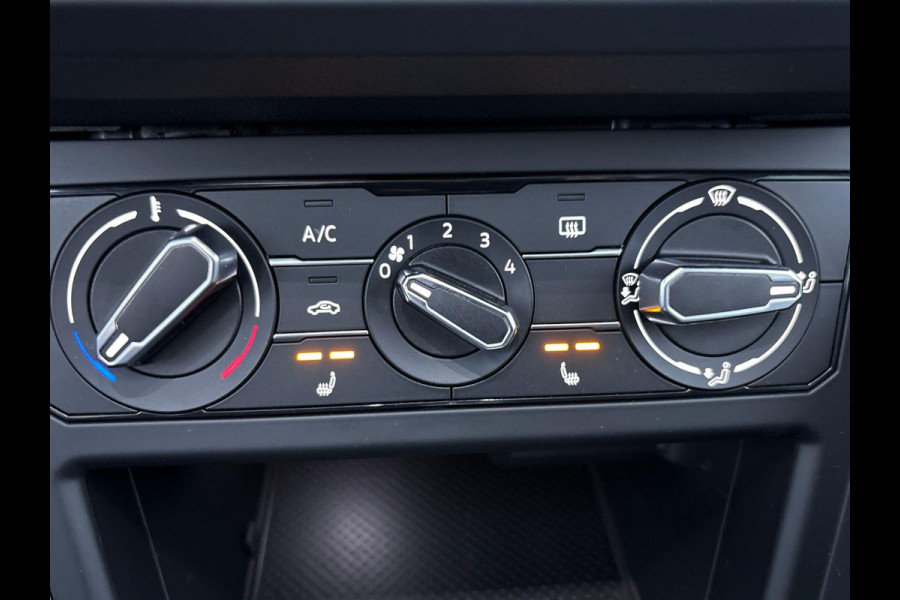 Volkswagen Taigo 1.5 TSI R-Line 150PK DSG | Navigatie via app | Panorama dak | Zwart optiek | Matrix koplampen |