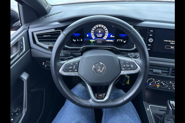 Volkswagen Taigo 1.5 TSI R-Line 150PK DSG | Navigatie via app | Panorama dak | Zwart optiek | Matrix koplampen |