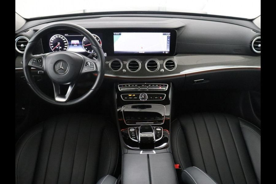 Mercedes-Benz E-Klasse 200 Premium Plus | Burmester Sound | Pano.Dak | Memory | 360 Camera | Stoelverwarming | Keyless Entry | Sfeerverlichting