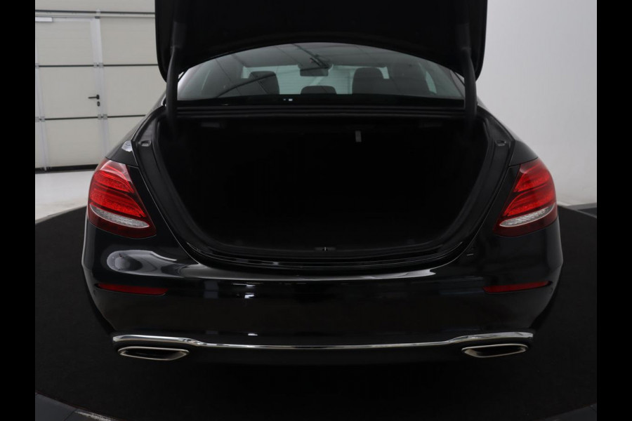 Mercedes-Benz E-Klasse 200 Premium Plus | Burmester Sound | Pano.Dak | Memory | 360 Camera | Stoelverwarming | Keyless Entry | Sfeerverlichting