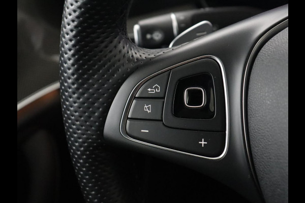 Mercedes-Benz E-Klasse 200 Premium Plus | Burmester Sound | Pano.Dak | Memory | 360 Camera | Stoelverwarming | Keyless Entry | Sfeerverlichting