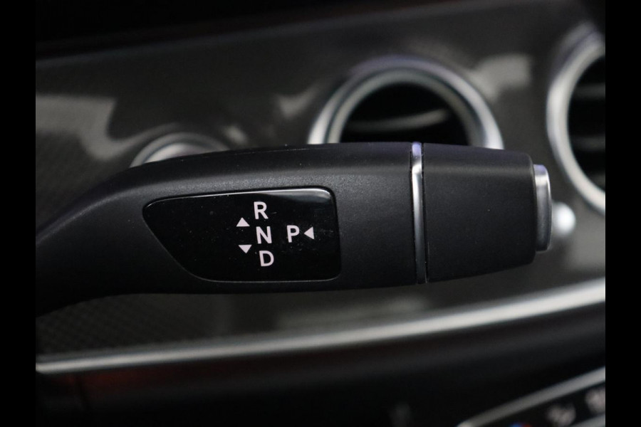 Mercedes-Benz E-Klasse 200 Premium Plus | Burmester Sound | Pano.Dak | Memory | 360 Camera | Stoelverwarming | Keyless Entry | Sfeerverlichting