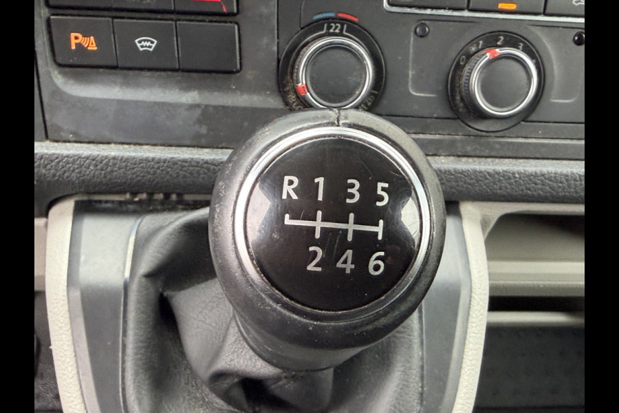 Volkswagen Transporter 2.0 TDI 204PK Euro 6 L2H1 DC 6 zit plaatsen Cruise Control/lederen bekleding