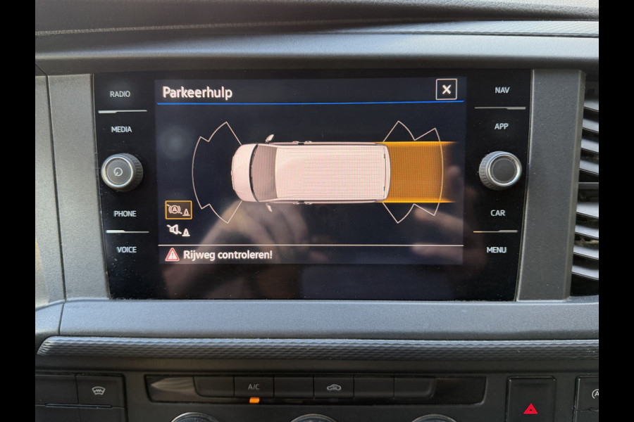 Volkswagen Transporter 2.0 TDI Euro 6 L2H1 28 CarPlay/Cruise Control/leer