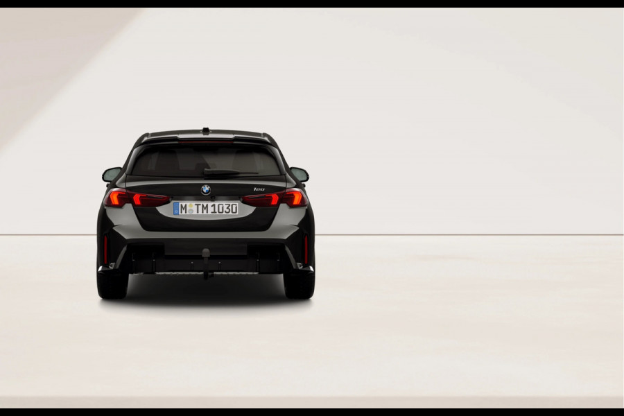 BMW 1-serie 120 M-Sport Pro - Pano - Trekhaak - Premium Pack