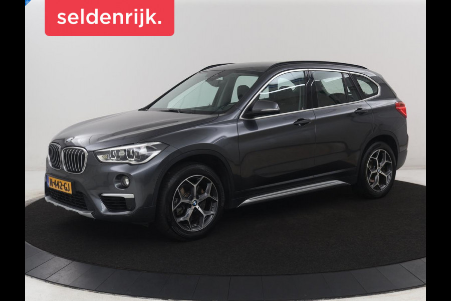 BMW X1 xDrive20i High Executive | Trekhaak | LED | Stoelverwarming | Keyless | Camera |