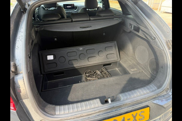 Kia ProCeed 1.5 T-GDi GT-PlusLine 12 maanden Garantie AUT I NAV I PDC I TREKHAAK I LEDRE / ALCANTARA INTERIEUR I 1e EIGENAAR I COMPLETE ONDERHOUDSHISTORIE 12 MAANDEN AUTOTRUST GARANTIE