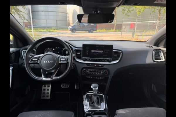 Kia ProCeed 1.5 T-GDi GT-PlusLine 12 maanden Garantie AUT I NAV I PDC I TREKHAAK I LEDRE / ALCANTARA INTERIEUR I 1e EIGENAAR I COMPLETE ONDERHOUDSHISTORIE 12 MAANDEN AUTOTRUST GARANTIE