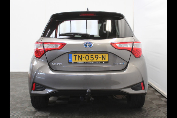 Toyota Yaris 1.5 Hybrid Bi-Tone Plus CLIMATE | LMV16 | AFNBTREKHAAK | CRUISE | LED | NAVI | CAMERA | PANODAK