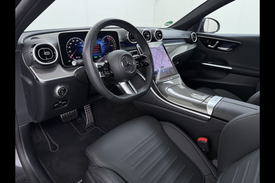 Mercedes-Benz C-Klasse 300e AMG // SoH 99% // Trekhaak // Memory // 360 Camera // Keyless // Elek. Achterklep // Digital Light // Privacy Glass // Carp
