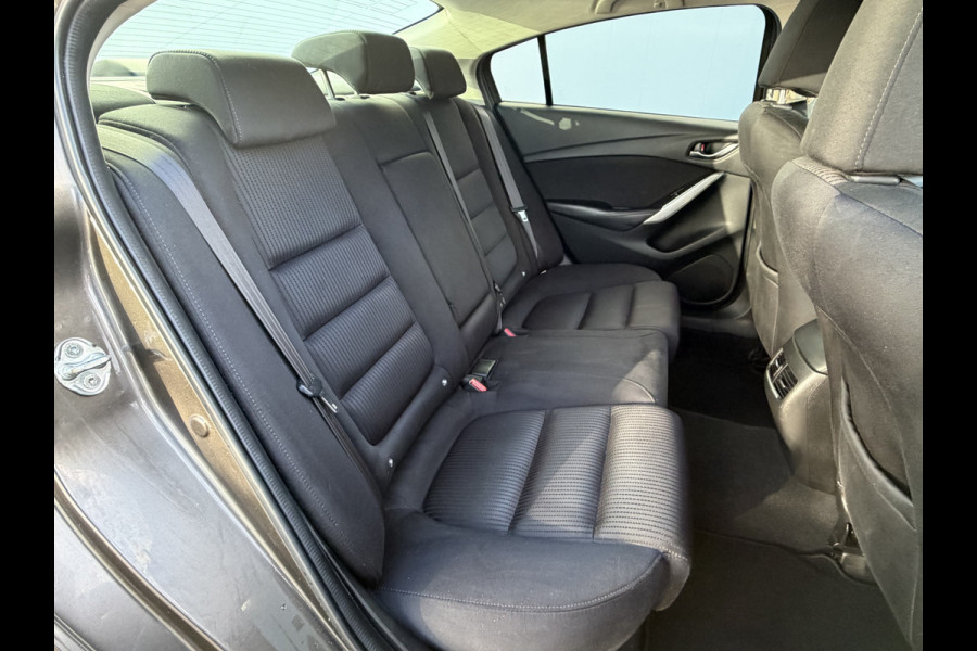 Mazda 6 2.0 SkyActiv-G 165 Skylease+ Trekhaak Cruise Carplay Stoelverwarming Navi Blis