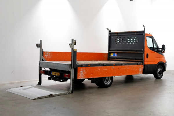 Iveco Daily 35C14 136pk E6 Open Laadbak met laadklep en trekhaak 3500kg 04-2019