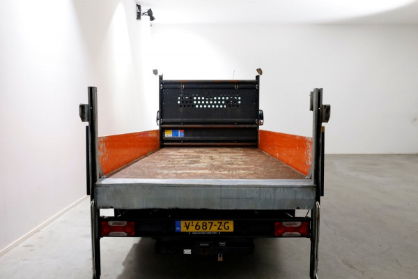 Iveco Daily 35C14 136pk E6 Open Laadbak met laadklep en trekhaak 3500kg 04-2019