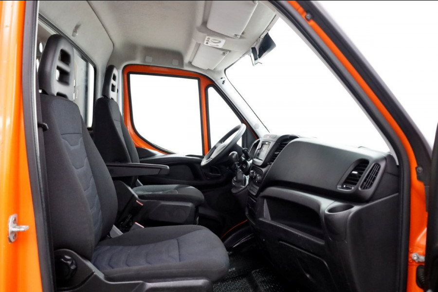 Iveco Daily 35C14 136pk E6 Open Laadbak met laadklep en trekhaak 3500kg 04-2019