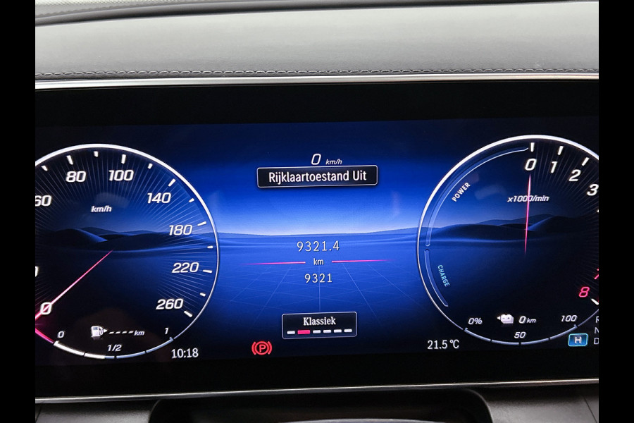 Mercedes-Benz GLC 300 e 4MATIC AMG Plug-In Hybride AMG Line | Night Pakket | Panorama Schuif-Kanteldak | Distronic | Parkeerpakket met 360°-camera. Inclusief 24 maanden Mercedes-Benz Certified garantie voor Europa.