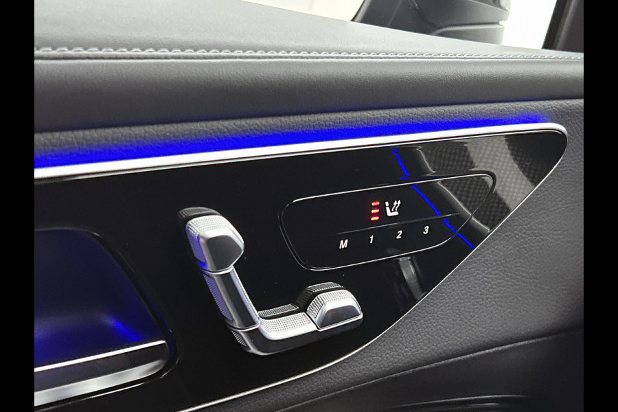 Mercedes-Benz GLC 300 e 4MATIC AMG Plug-In Hybride AMG Line | Night Pakket | Panorama Schuif-Kanteldak | Distronic | Parkeerpakket met 360°-camera. Inclusief 24 maanden Mercedes-Benz Certified garantie voor Europa.