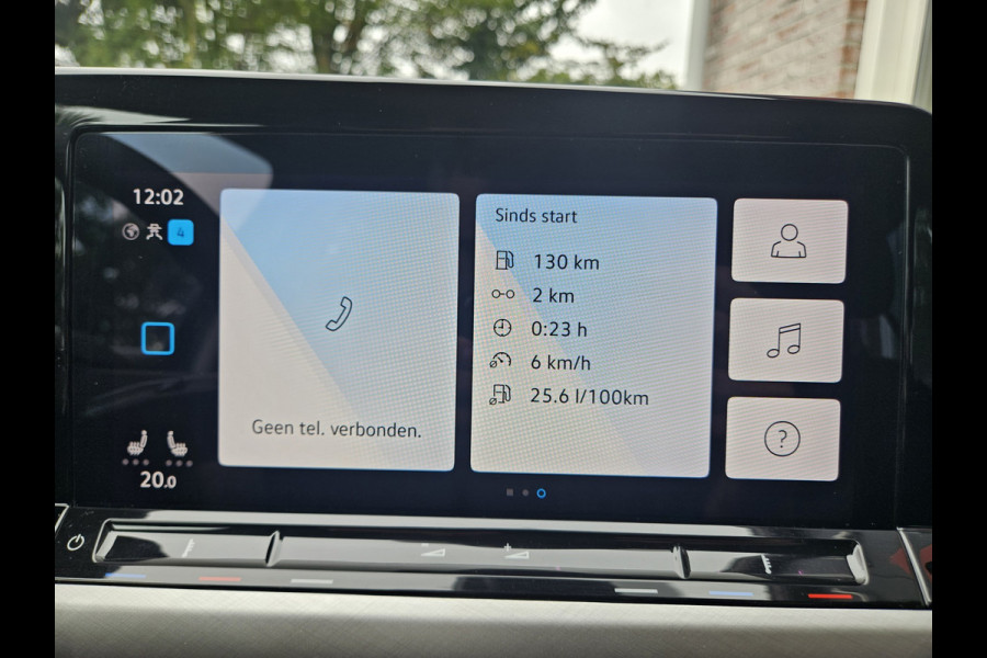 Volkswagen Golf 1.0 TSI Life Business Lesauto! Trekhaak! Nette Staat! Carplay! Navigatie! LED!