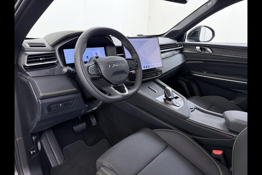 Lynk & Co 01 1.5 Core VAN: 36.900,- VOOR: 33.330,- UW HERFSTVOORDEEL: 3.570,- NIEUW MODEL! | FABRIEKSGARANTIE T/M 2030! | CAMERA| STOELVERWARMING