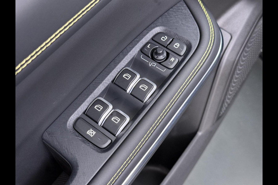 Lynk & Co 01 1.5 Core VAN: 36.900,- VOOR: 33.330,- UW HERFSTVOORDEEL: 3.570,- NIEUW MODEL! | FABRIEKSGARANTIE T/M 2030! | CAMERA| STOELVERWARMING
