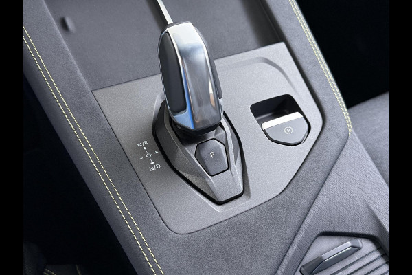 Lynk & Co 01 1.5 Core VAN: 36.900,- VOOR: 33.330,- UW HERFSTVOORDEEL: 3.570,- NIEUW MODEL! | FABRIEKSGARANTIE T/M 2030! | CAMERA| STOELVERWARMING