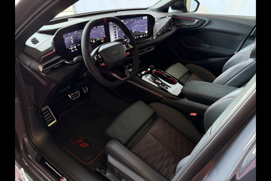 Audi RS5 Keramische Remmen | Audi Sportpakket | Tech-Pro | Panorama | B&O 3D Audio | RS Sportstoelen Plus | 5 Jaar Garantie