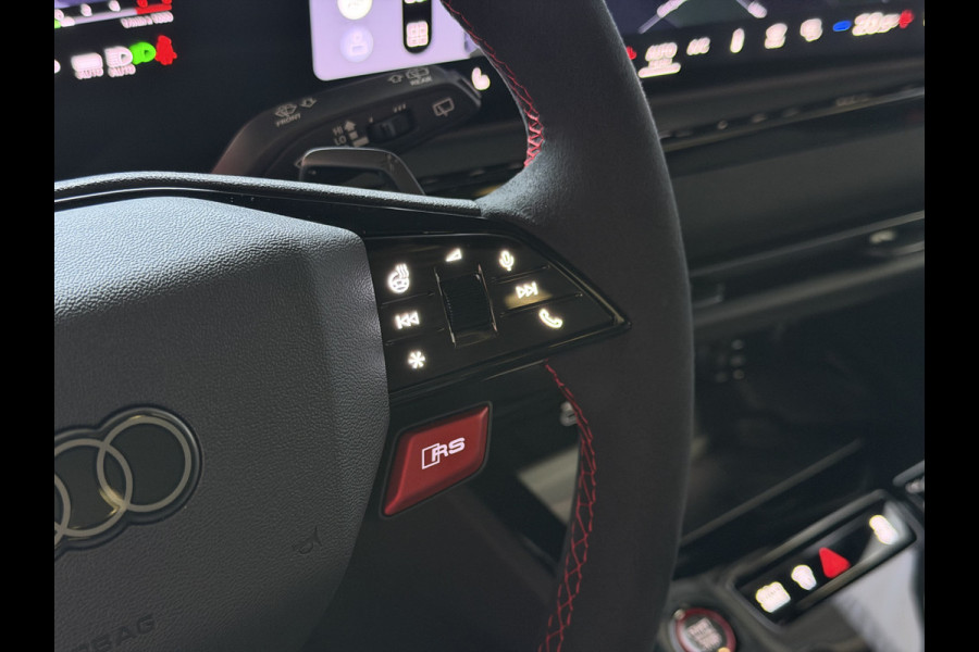 Audi RS5 Keramische Remmen | Audi Sportpakket | Tech-Pro | Panorama | B&O 3D Audio | RS Sportstoelen Plus | 5 Jaar Garantie