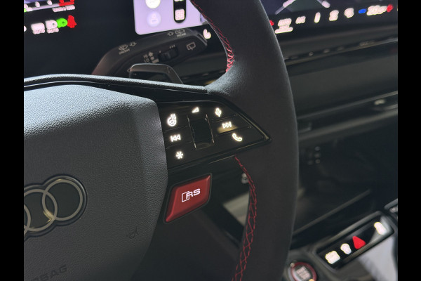 Audi RS5 Keramische Remmen | Audi Sportpakket | Tech-Pro | Panorama | B&O 3D Audio | RS Sportstoelen Plus | 5 Jaar Garantie