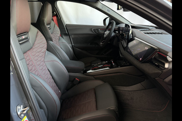 Audi RS5 Keramische Remmen | Audi Sportpakket | Tech-Pro | Panorama | B&O 3D Audio | RS Sportstoelen Plus | 5 Jaar Garantie