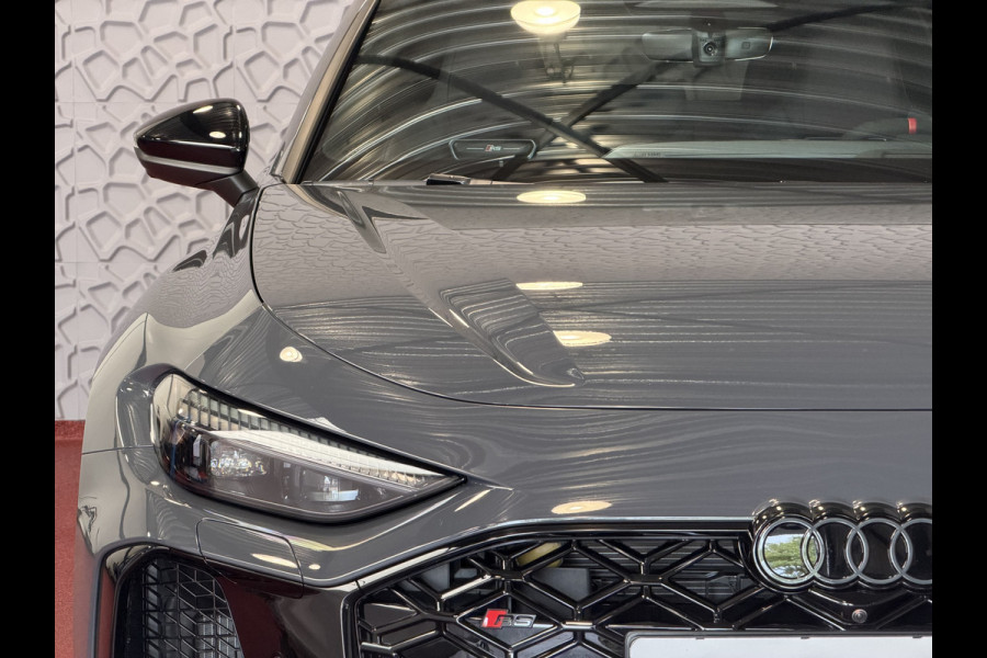 Audi RS5 Keramische Remmen | Audi Sportpakket | Tech-Pro | Panorama | B&O 3D Audio | RS Sportstoelen Plus | 5 Jaar Garantie