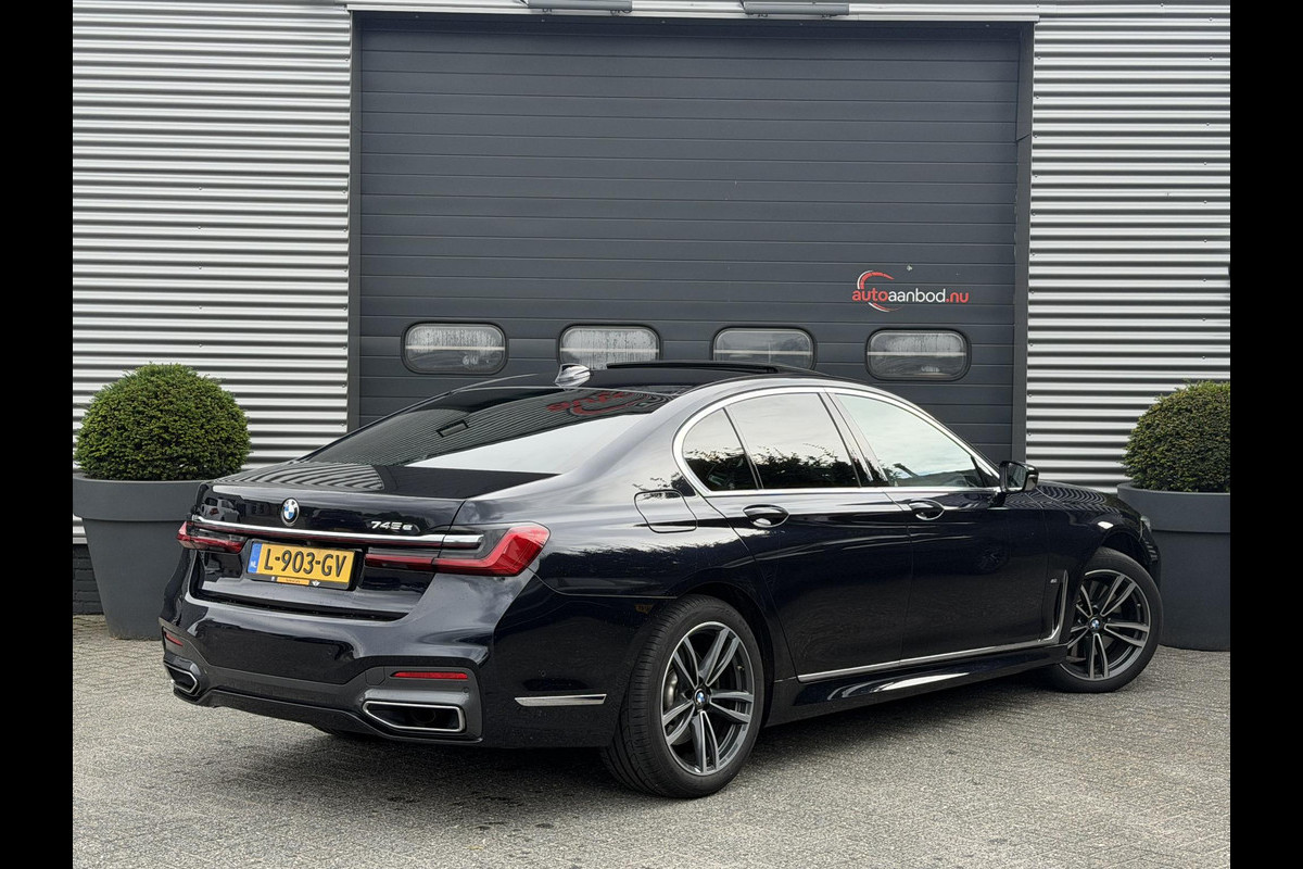 BMW 7 Serie 745e High Executive M-Sport | Panoramadak | 360* Camera | Massage | Stoelventilatie/Verwarming |