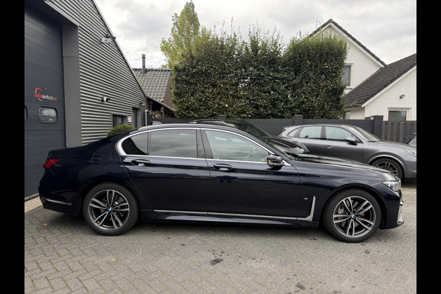 BMW 7 Serie 745e High Executive M-Sport | Panoramadak | 360* Camera | Massage | Stoelventilatie/Verwarming |