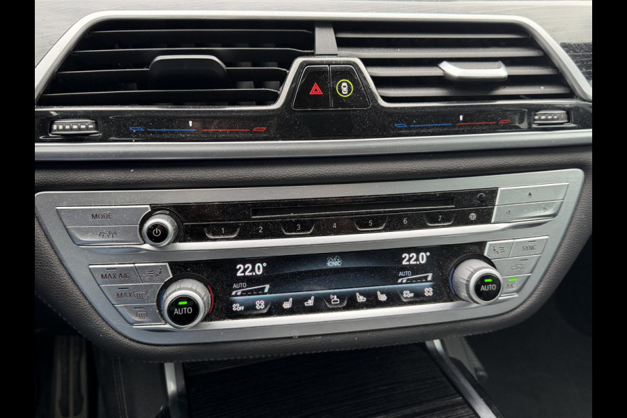 BMW 7 Serie 745e High Executive M-Sport | Panoramadak | 360* Camera | Massage | Stoelventilatie/Verwarming |