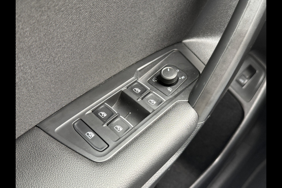 Volkswagen Tiguan Allspace 1.5 TSI Life Business 7p. | Massagestoel | Trekhaak | Camera | Stoel/Stuurverwarming | Carplay | Adaptive cruise