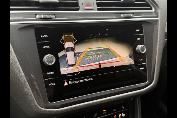 Volkswagen Tiguan Allspace 1.5 TSI Life Business 7p. | Massagestoel | Trekhaak | Camera | Stoel/Stuurverwarming | Carplay | Adaptive cruise