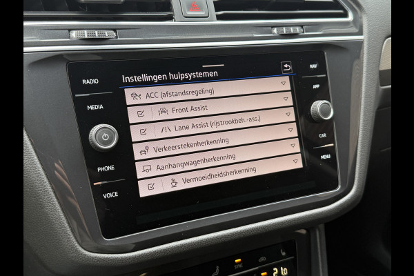 Volkswagen Tiguan Allspace 1.5 TSI Life Business 7p. | Massagestoel | Trekhaak | Camera | Stoel/Stuurverwarming | Carplay | Adaptive cruise